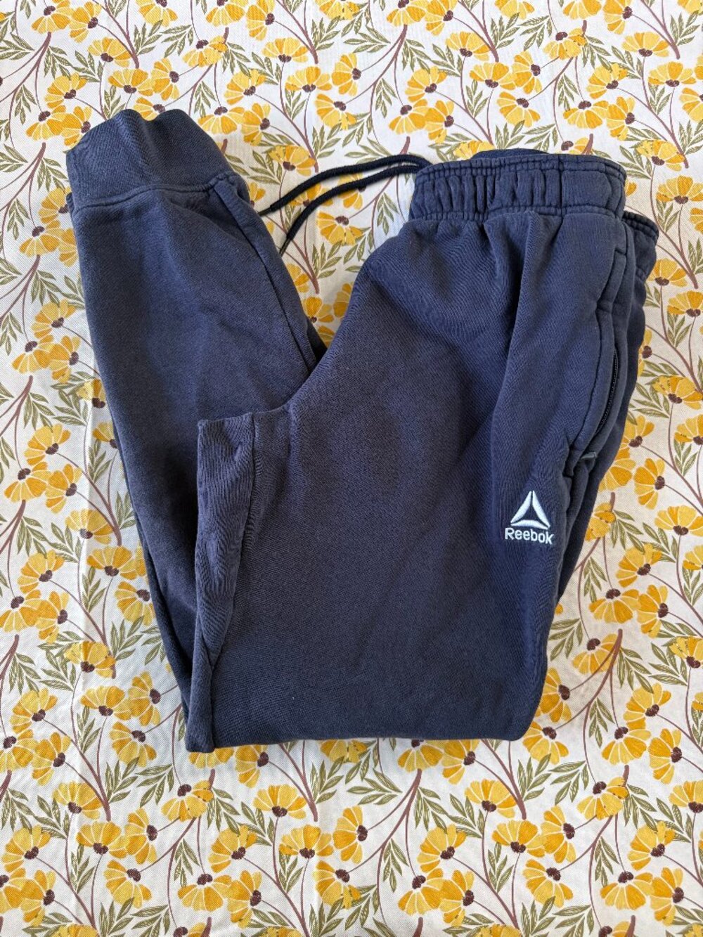 Reebok Women’s Navy Sweatpants Joggers Drawstring Zip Pockets S